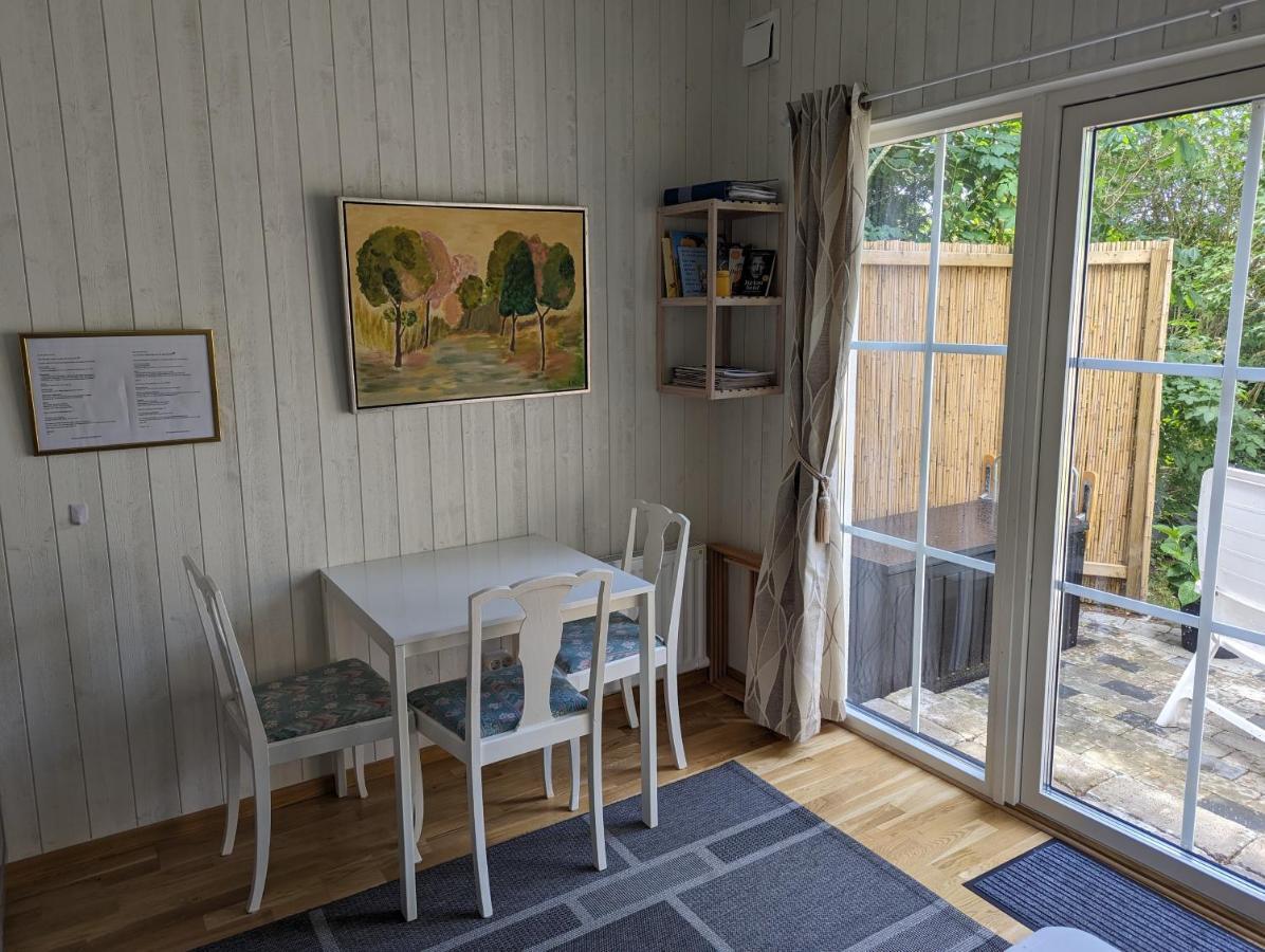 Cute Little Cottage In Hoellviken מראה חיצוני תמונה
